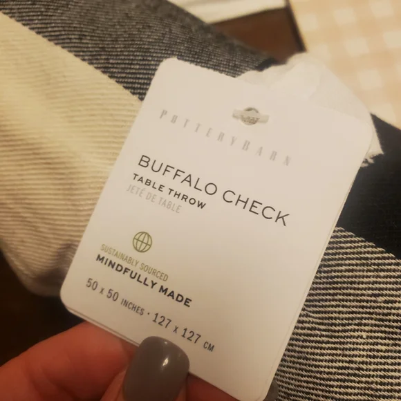 Table throw - Picture 3 of 3